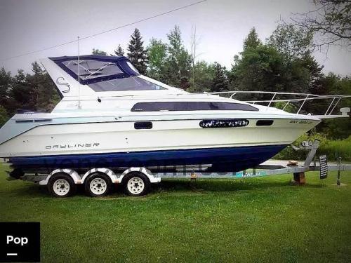 Bayliner 2855 Sunbridge Tekniset tiedot ja arvostelut 